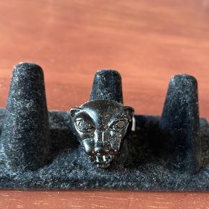 Panther ring